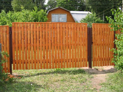 Деревянная ограда вариант 2